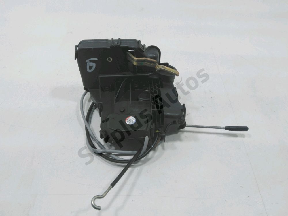 Serrure de porte avant gauche