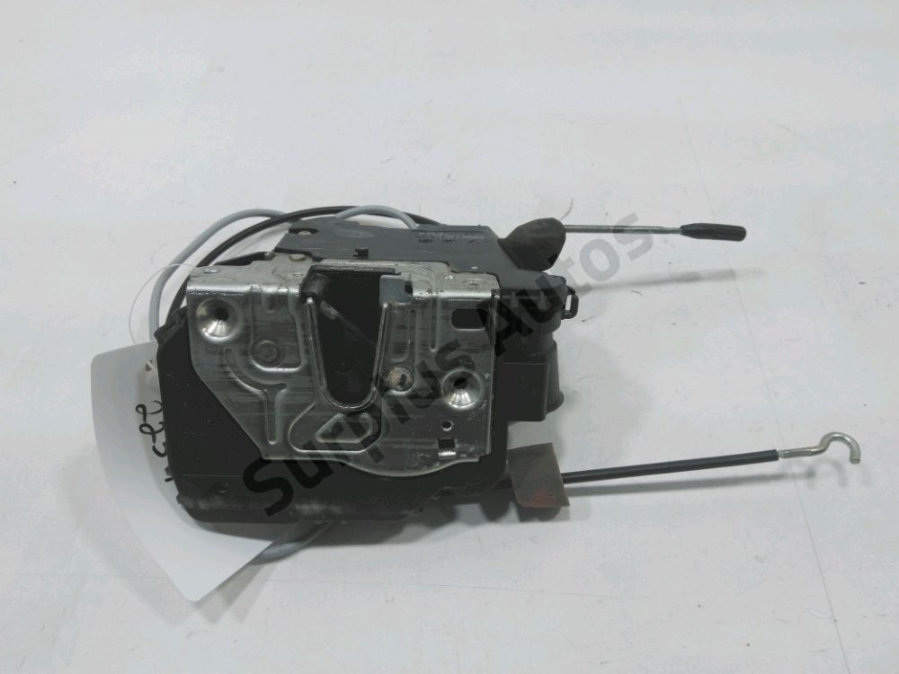 Serrure de porte avant gauche