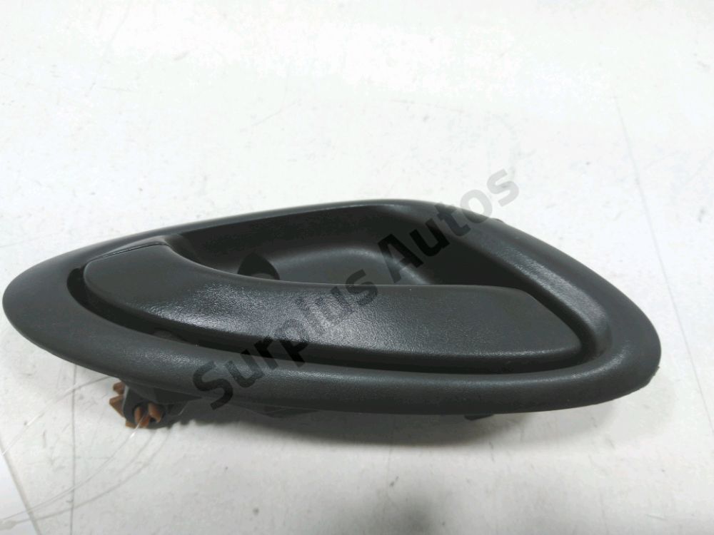 Poignée intérieure porte avant gauche