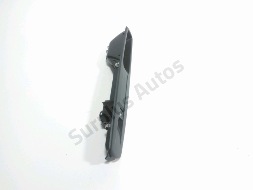 Commande lève-vitre avant droit