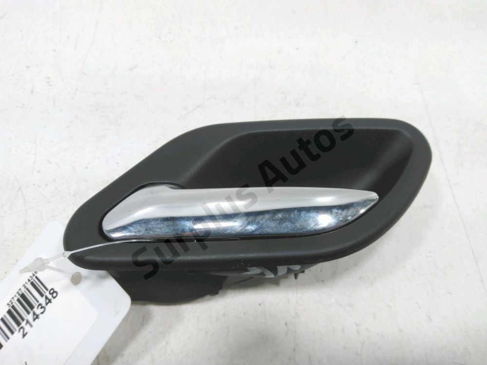 Poignée intérieure porte avant gauche