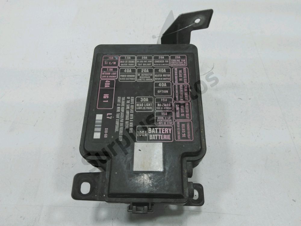 Boite à fusibles moteur