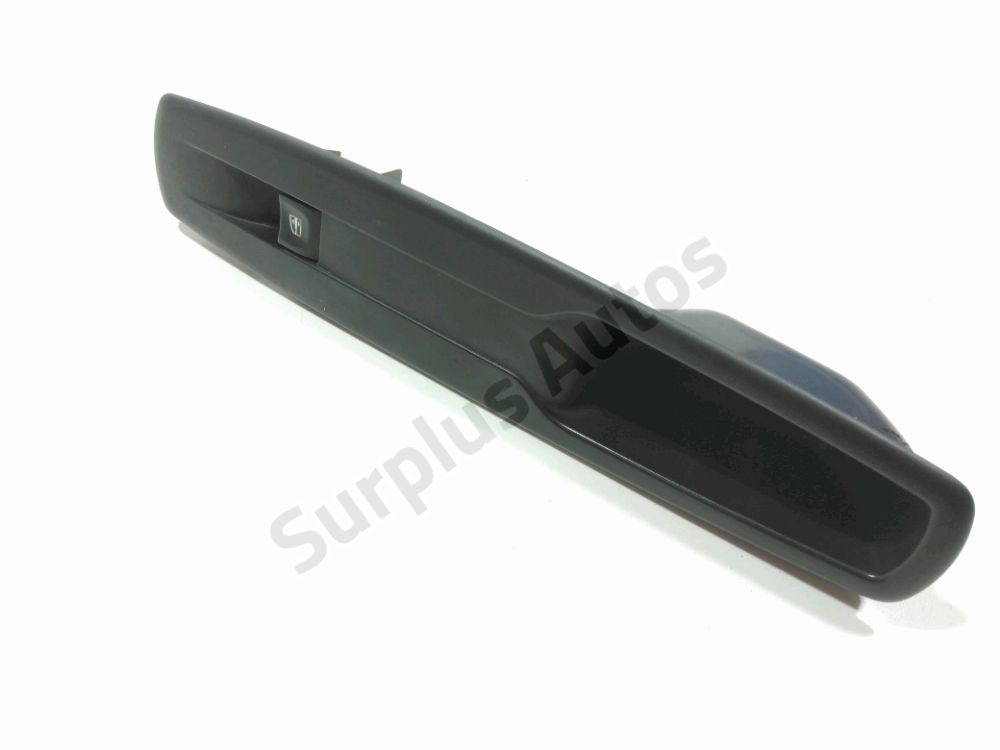 Commande lève-vitre avant droit