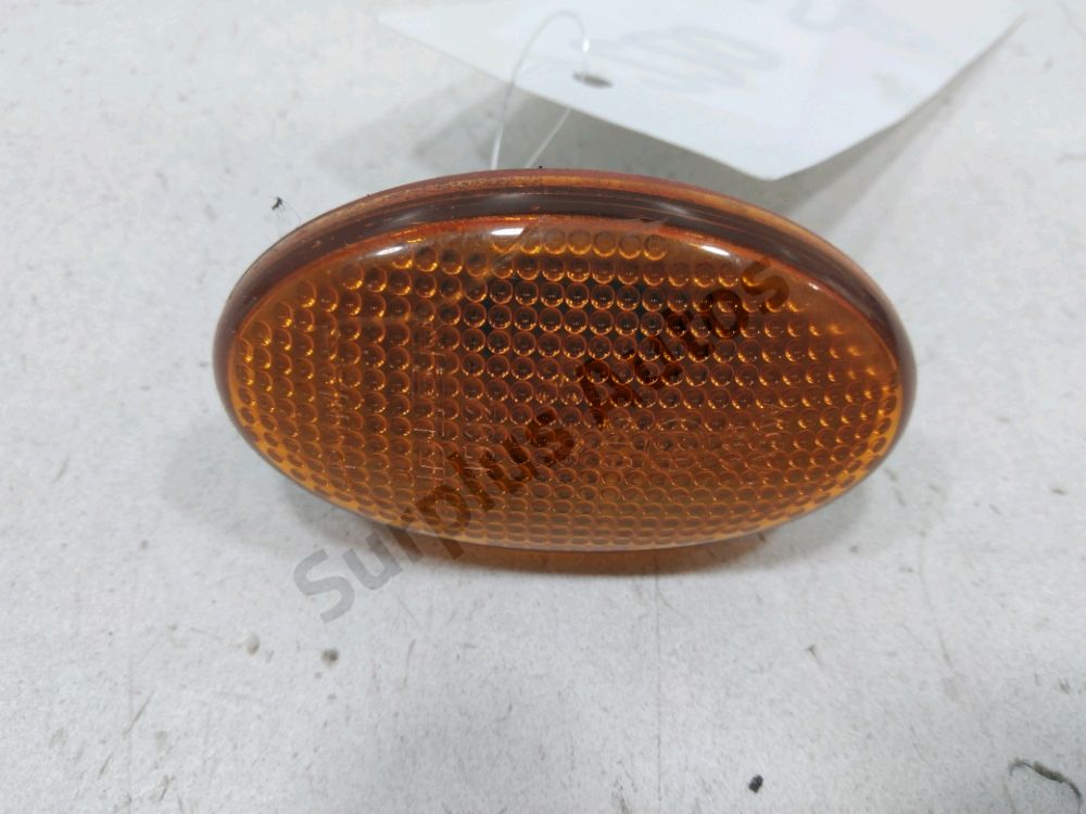 Répétiteur d'aile droit