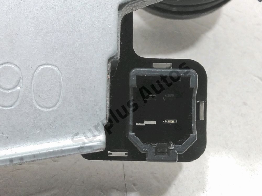 Moteur d'essuie glace arrière