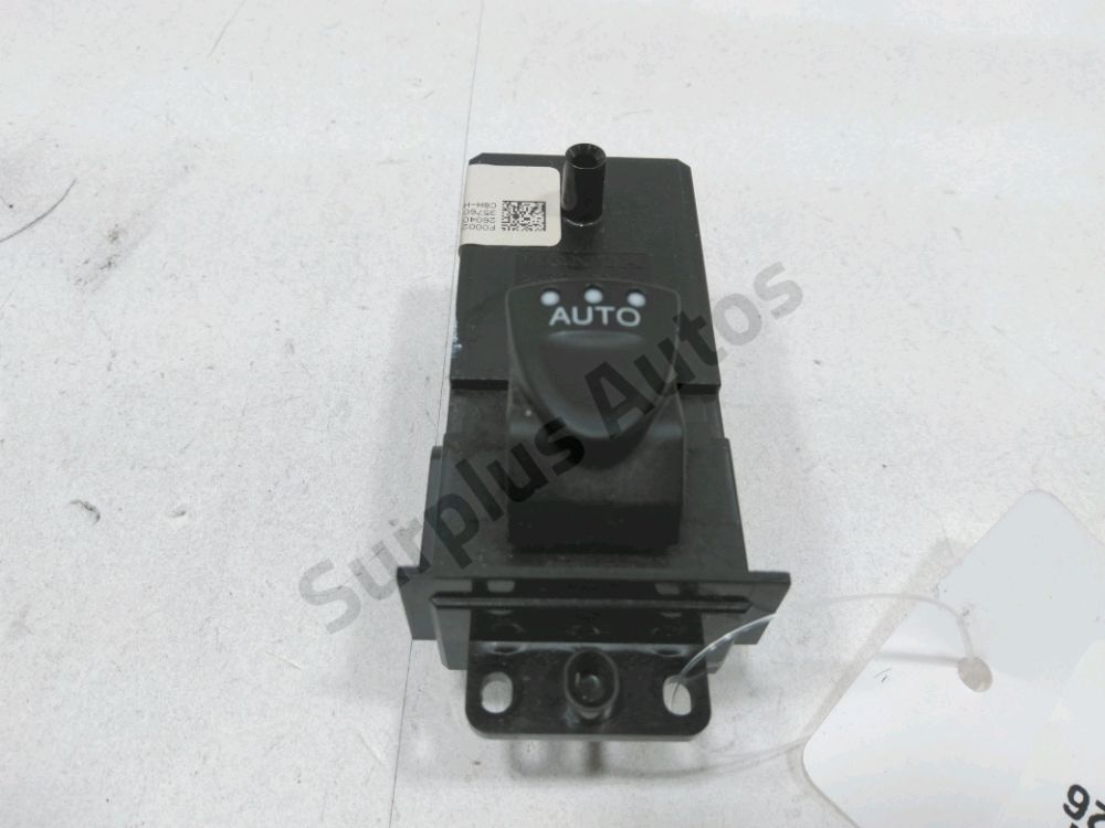 Commande lève-vitre avant droit