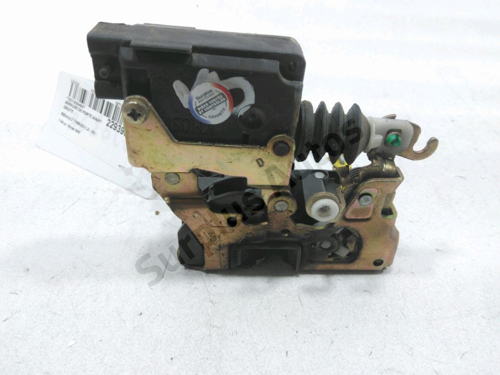 Serrure de porte avant droite