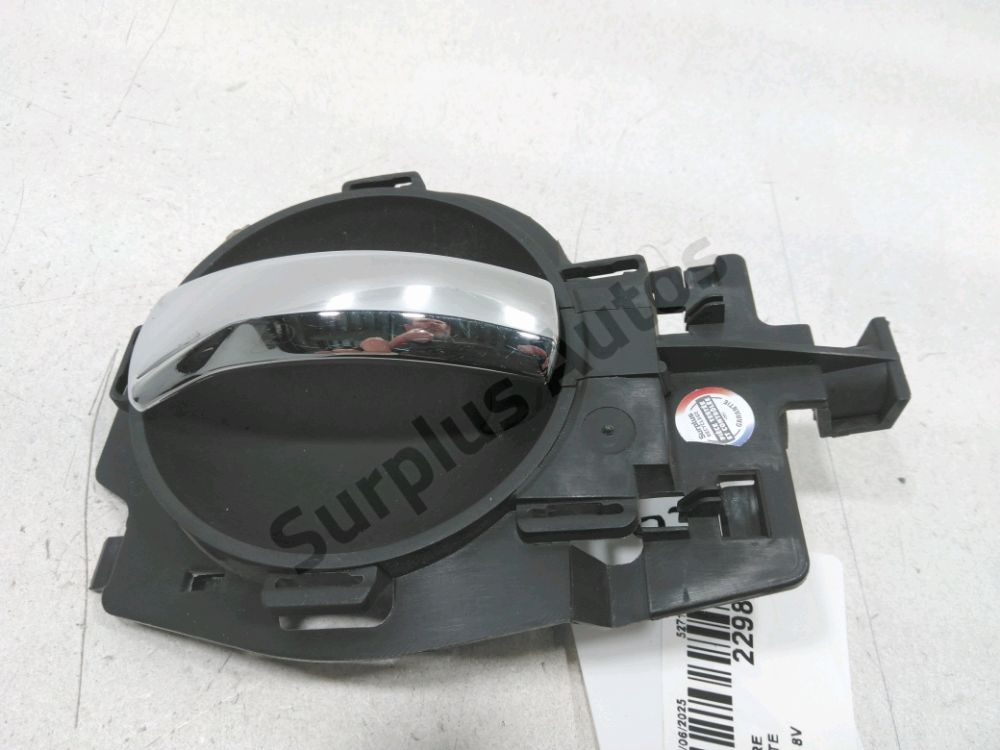 Poignée intérieure porte avant droite