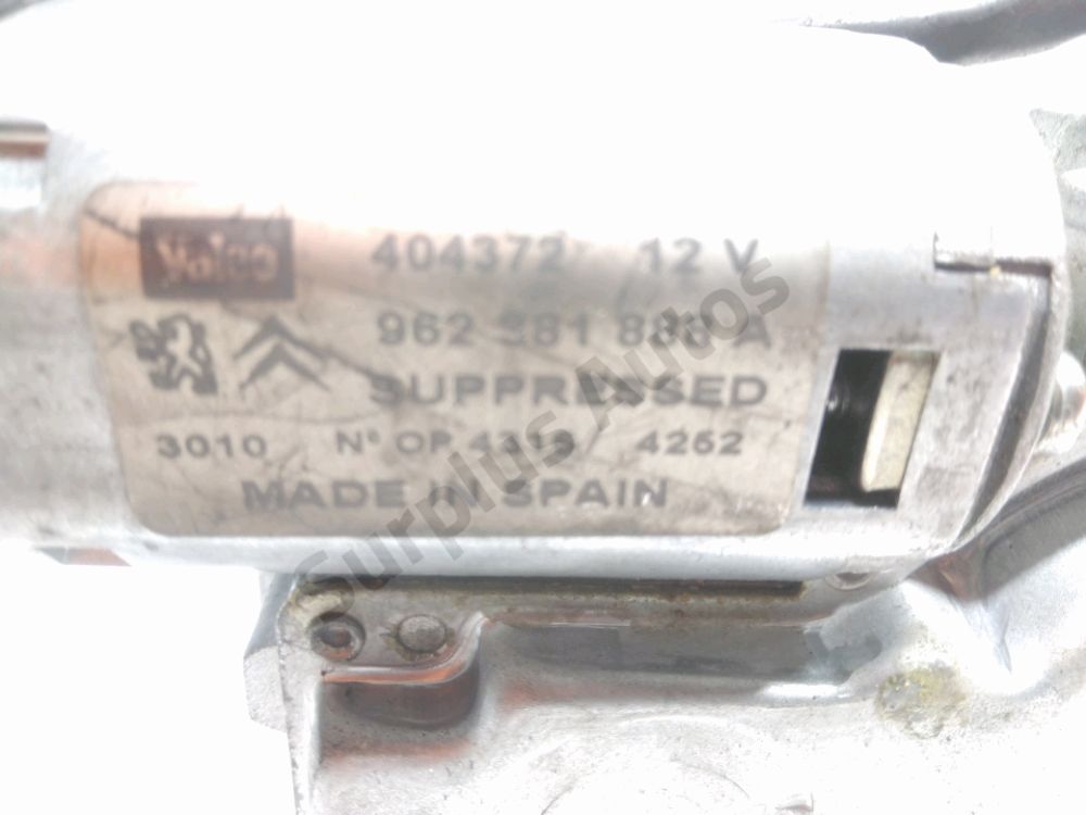 Moteur d'essuie glace arrière