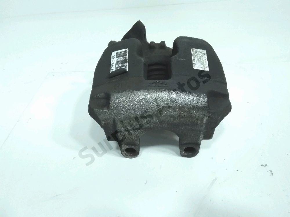 Etrier de frein avant gauche