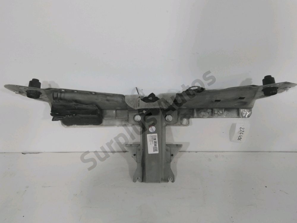 Traverse supérieure armature avant