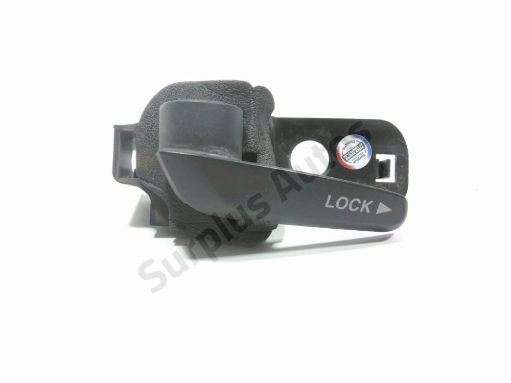 Poignee interieure porte avant gauche