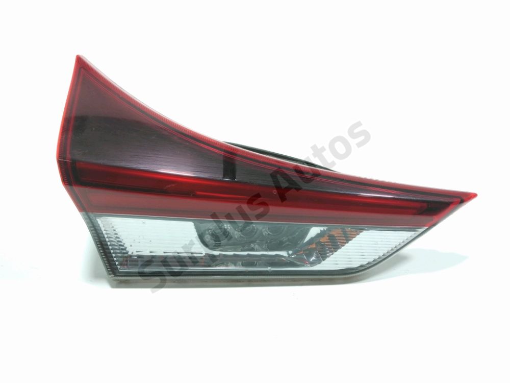 Feu arrière intérieur gauche