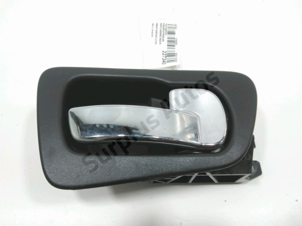 Poignee interieure porte arriere droite