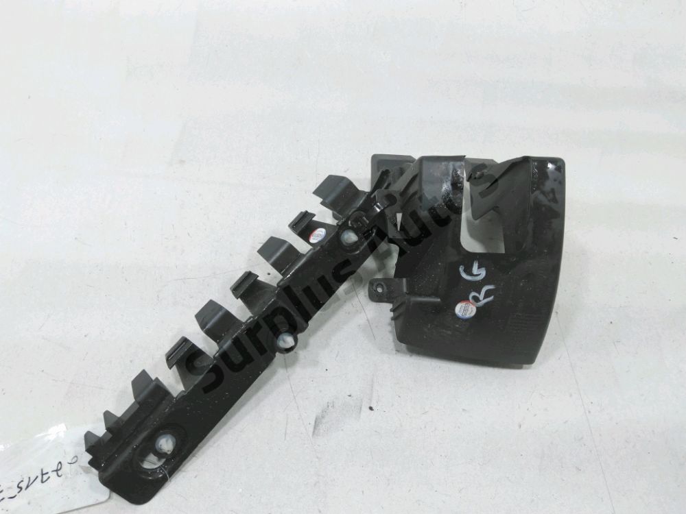 Support gauche de pare-choc arrière