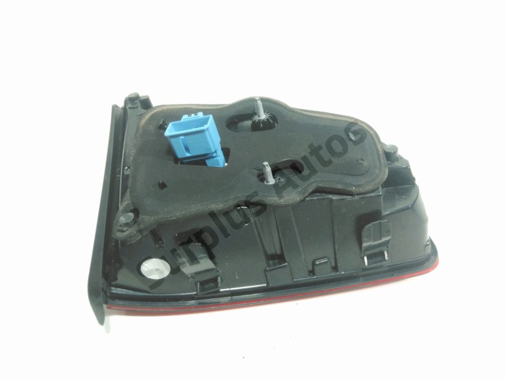 Feu arrière intérieur droit