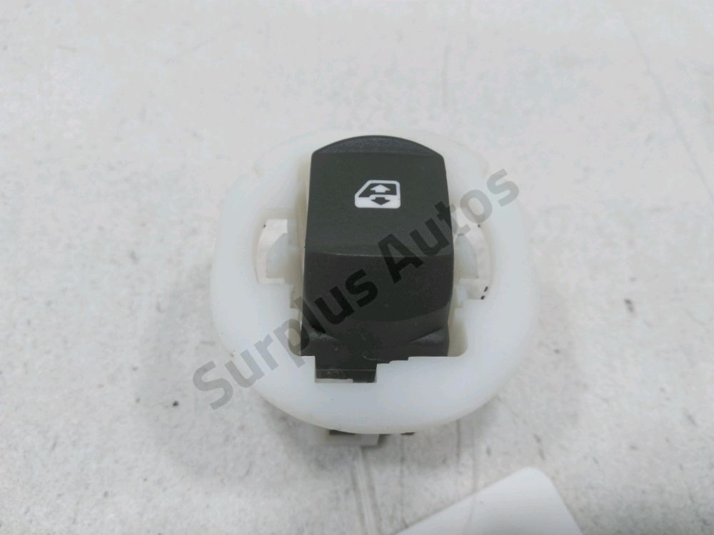 Commande leve-vitre avant gauche