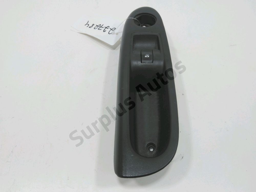 Commande lève-vitre avant droit