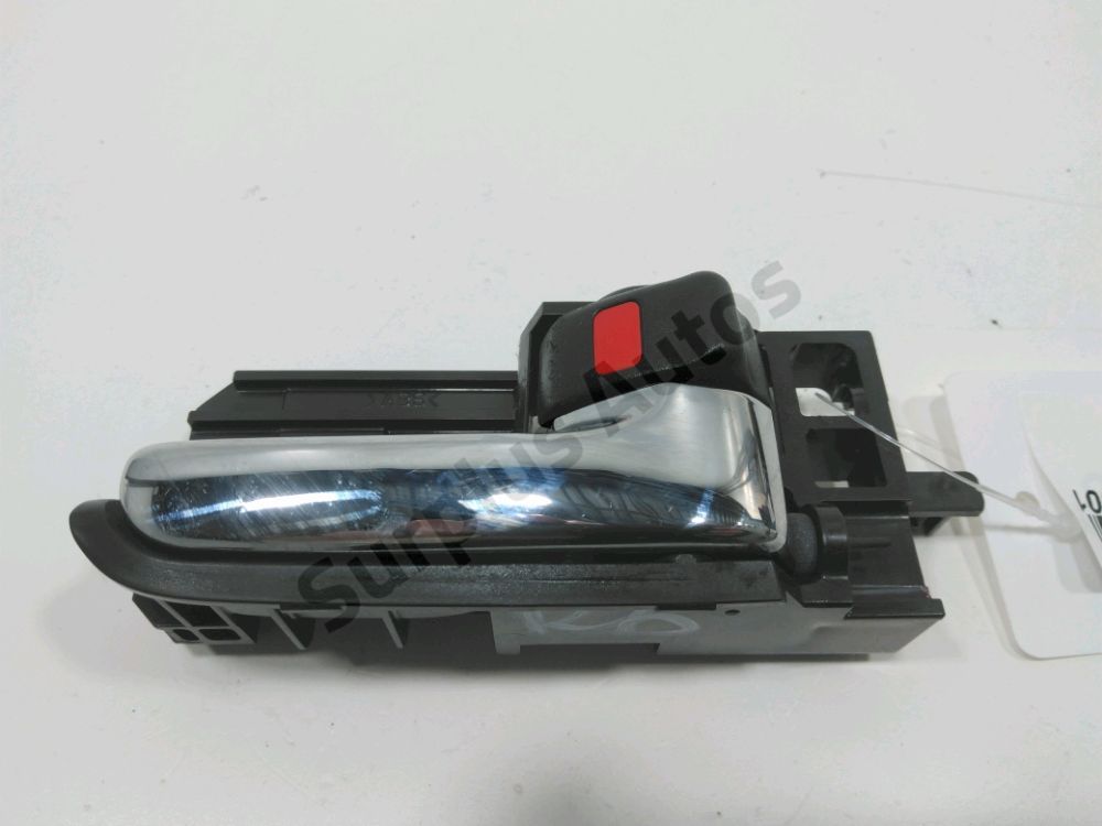 Poignee interieure porte arriere droite