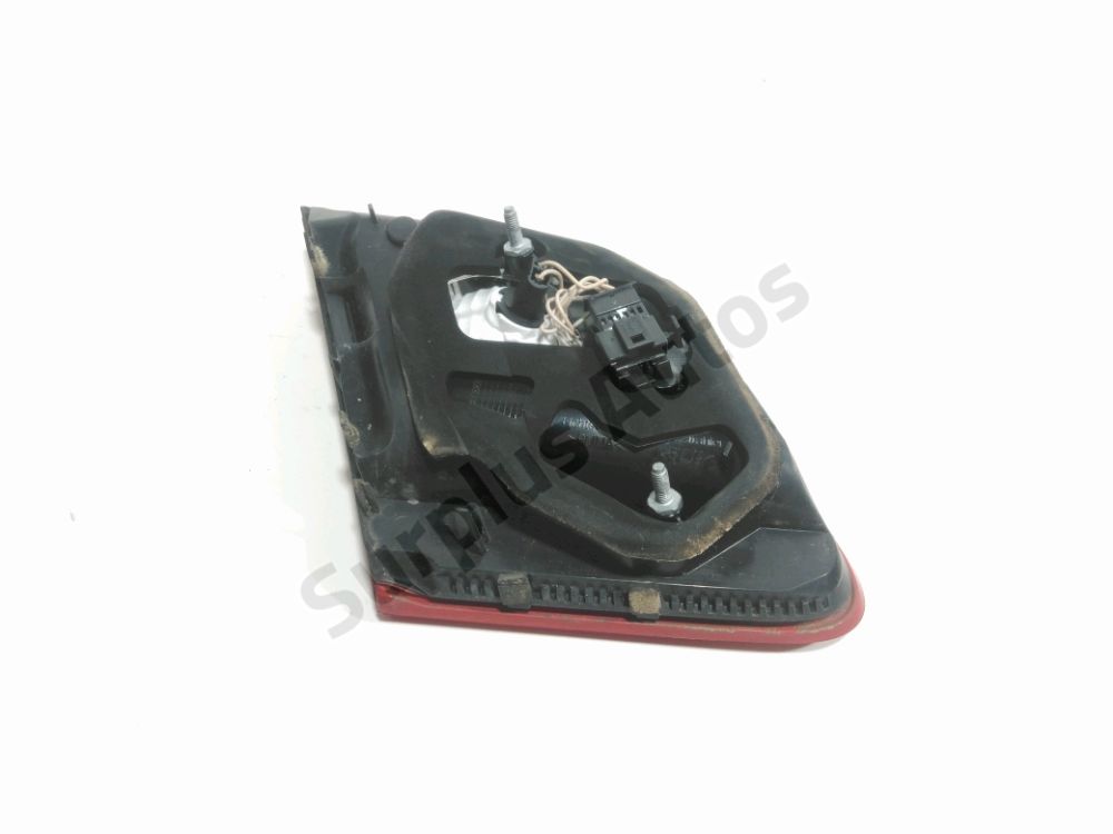 Feu arrière intérieur droit