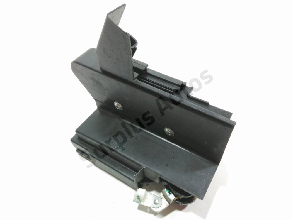 Serrure de porte avant droite