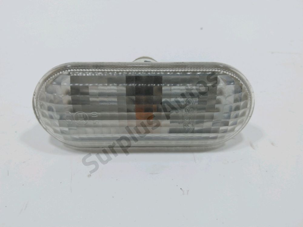 Répétiteur d'aile gauche