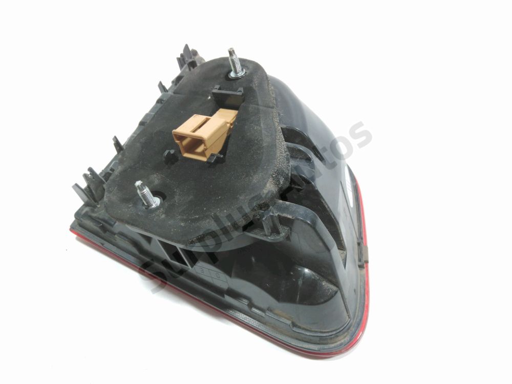 Feu arrière intérieur droit