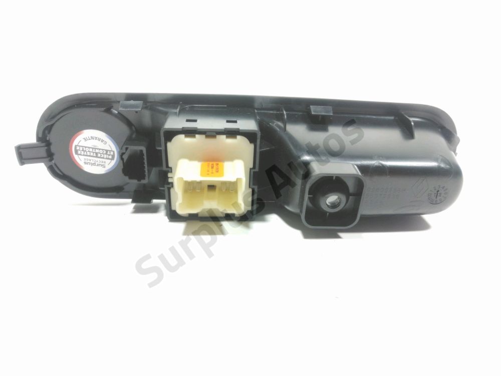 Commande lève-vitre avant gauche