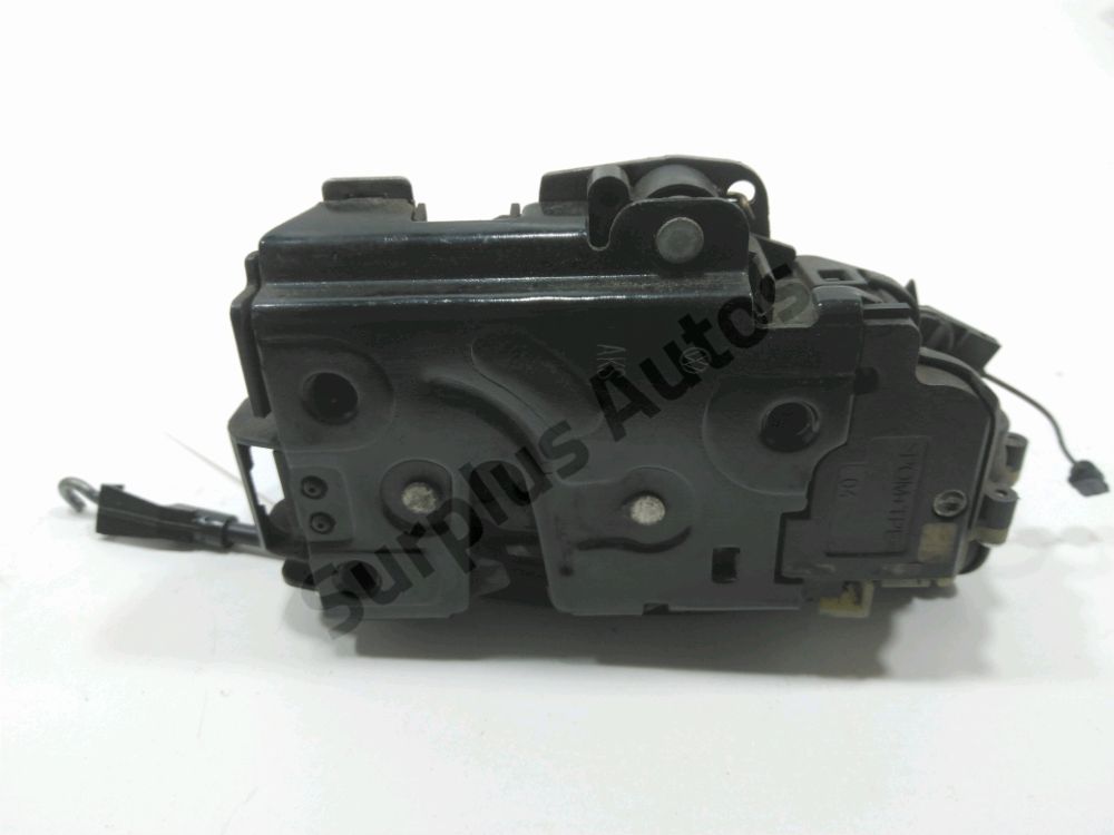 Serrure de porte avant gauche