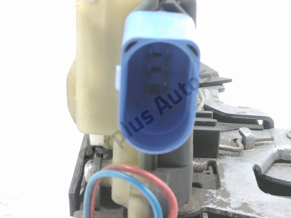 Serrure de porte avant gauche