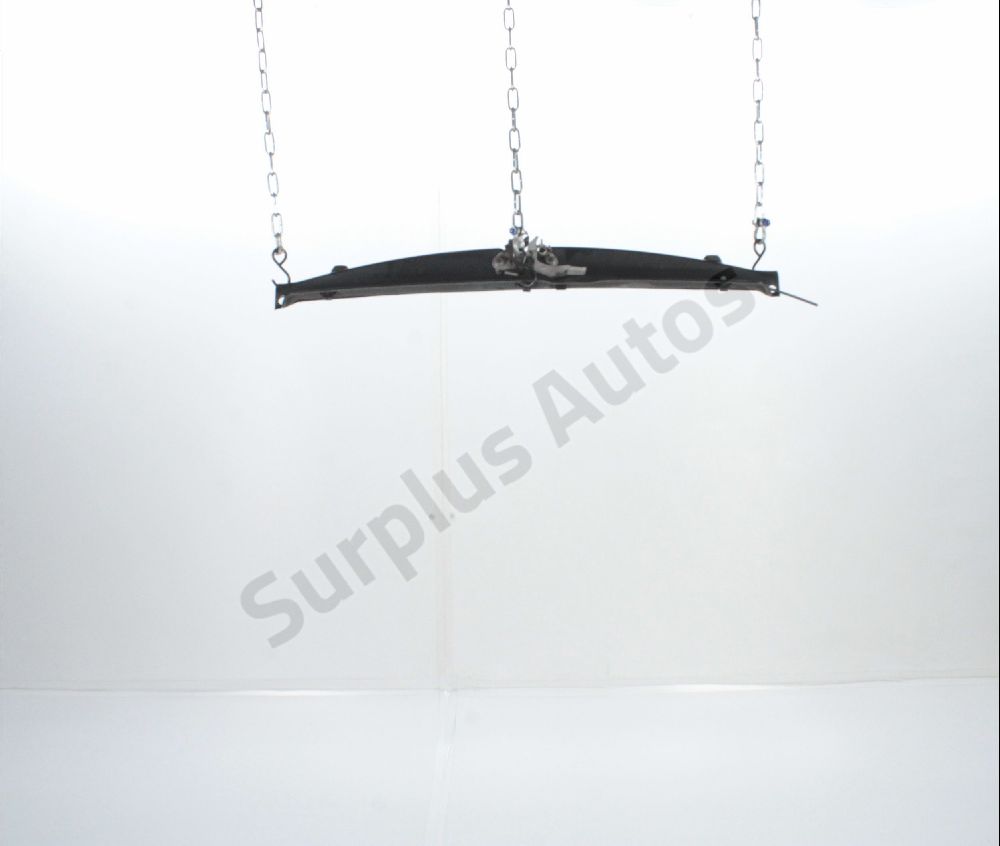 Traverse supérieure armature avant