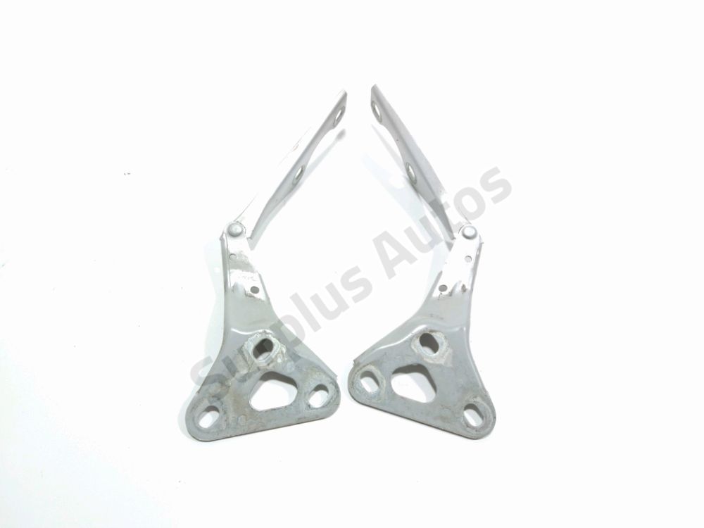 Jeu de charnières de capot