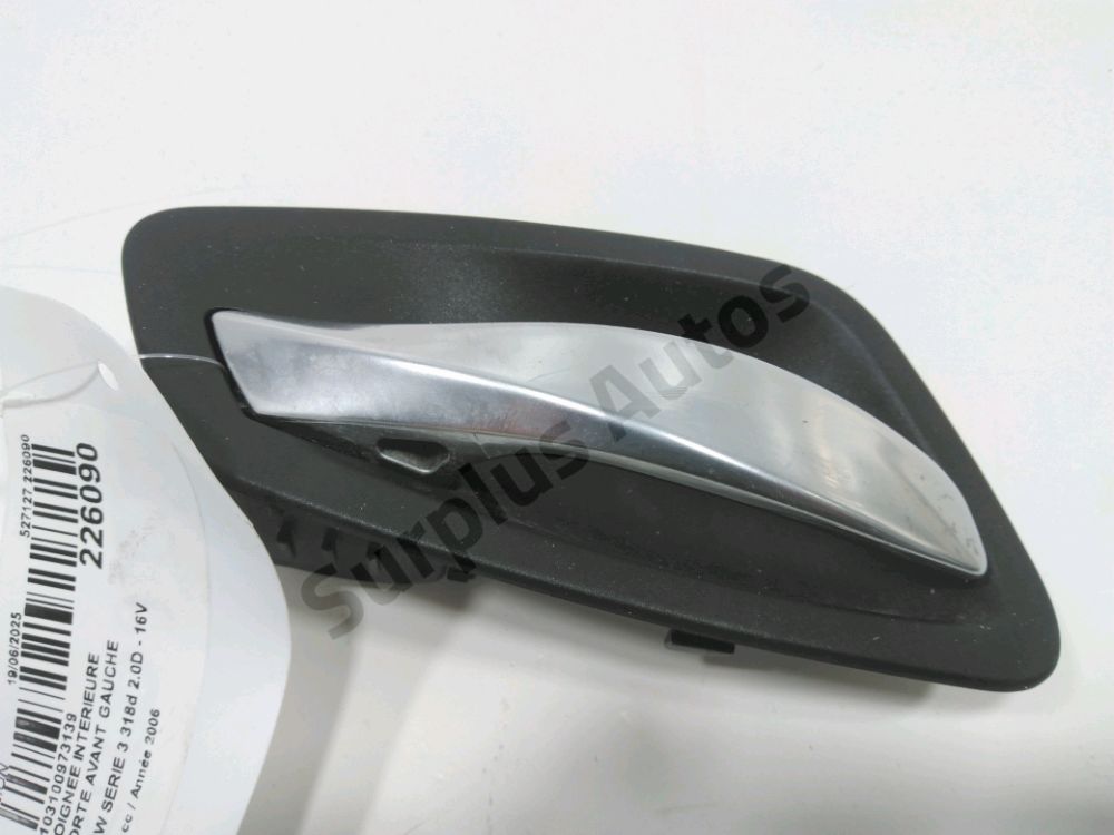 Poignée intérieure porte avant gauche