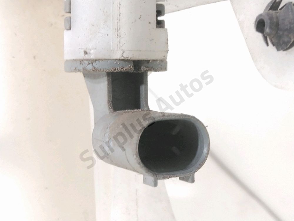 Réservoir de lave glace avant