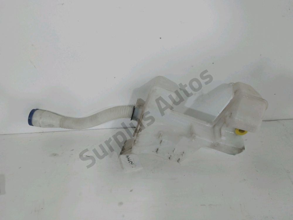 Réservoir de lave glace avant