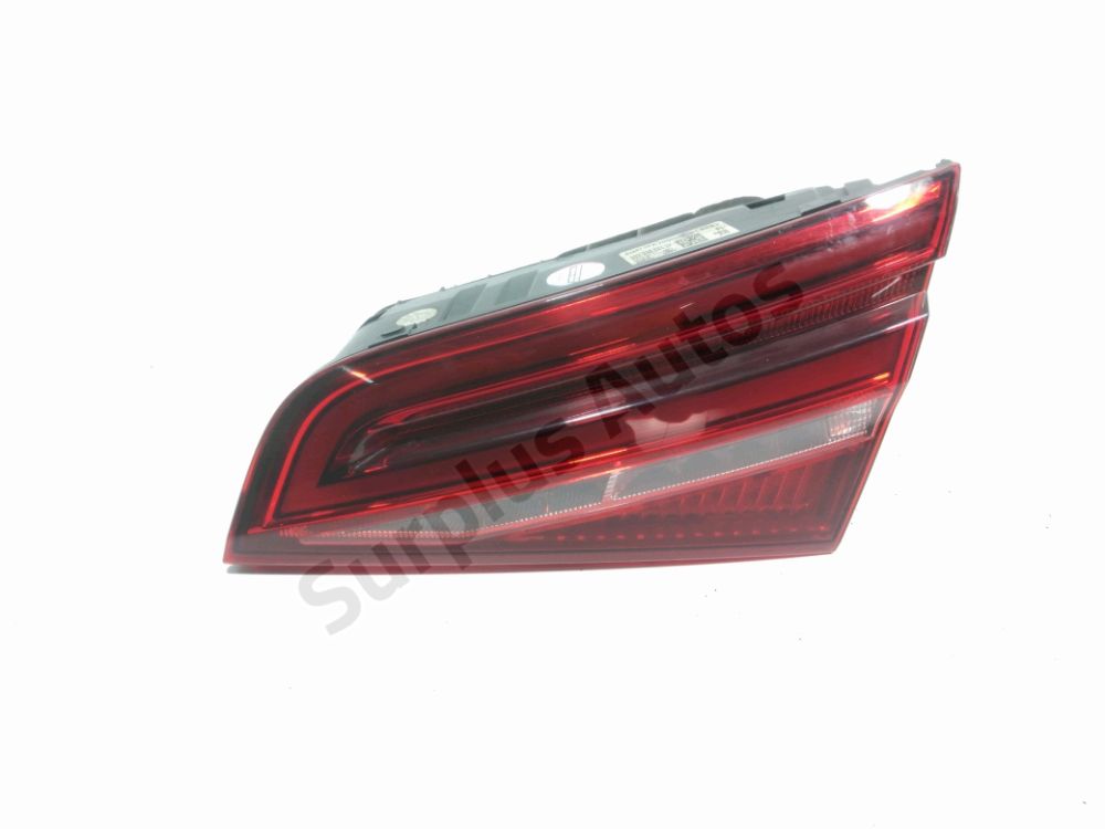 Feu arrière intérieur droit