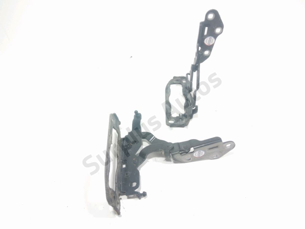 Jeu de charnieres de capot