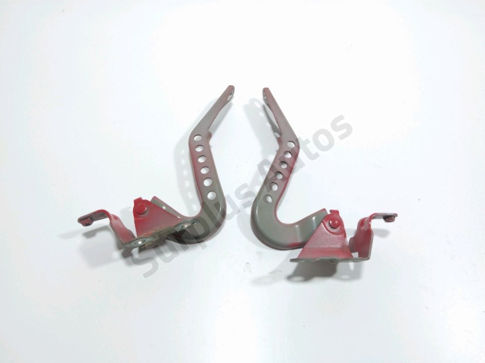 Jeu de charnières de capot