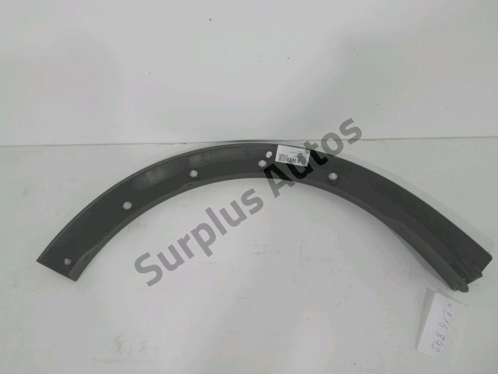 Elargisseur d'aile avant droite