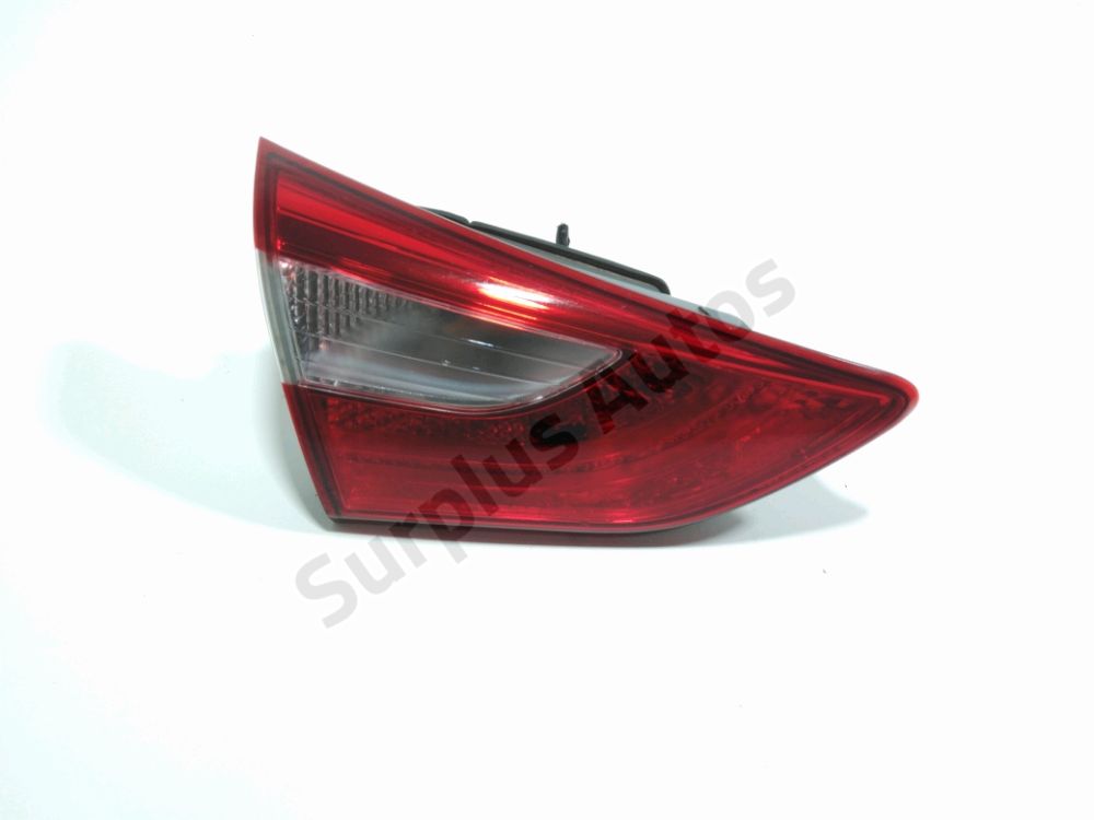 Feu arrière intérieur gauche