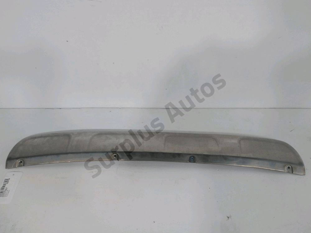 Support central de pare-choc arrière