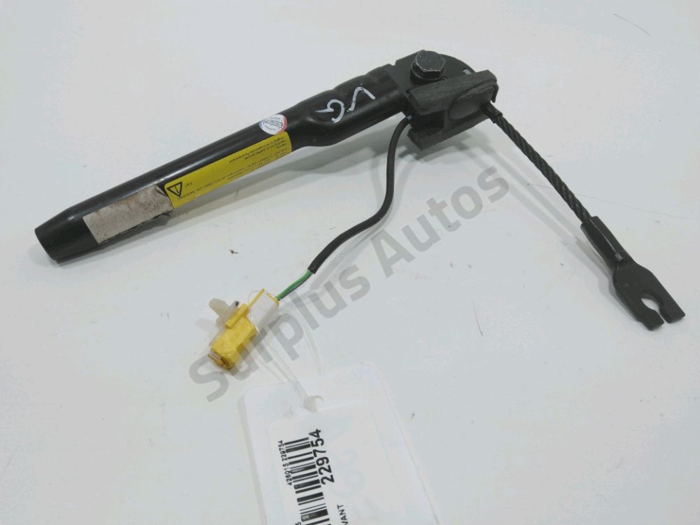 Prétensionneur avant gauche