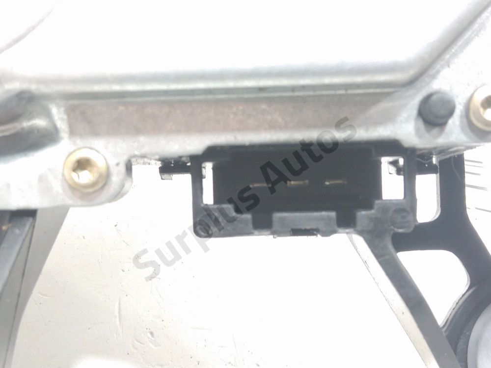 Moteur d'essuie glace arrière