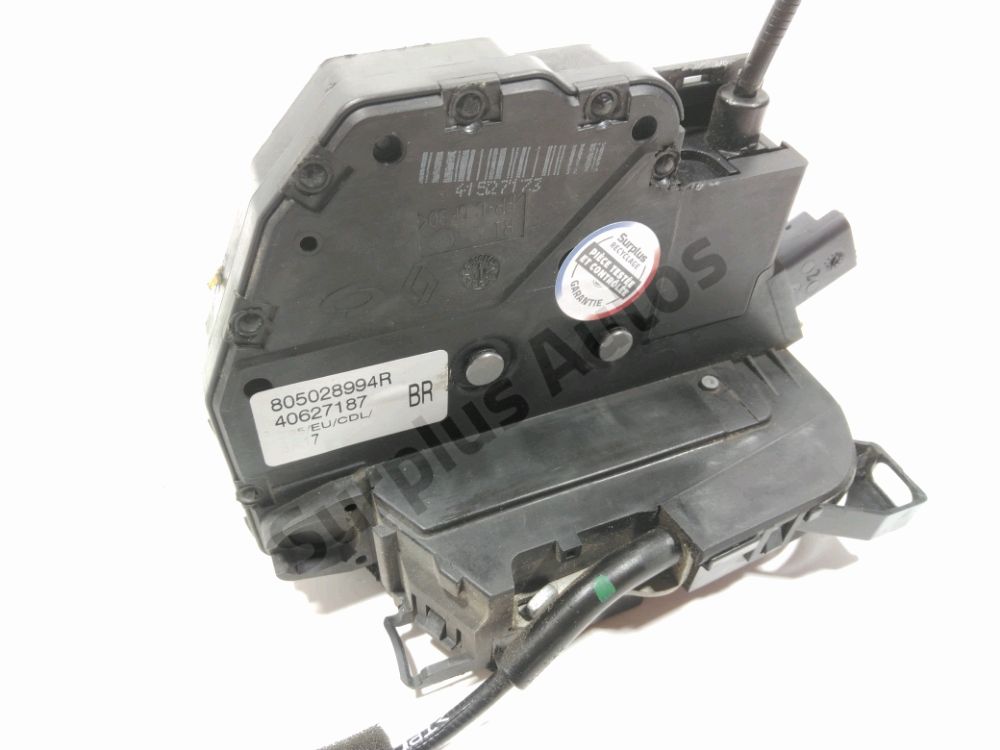 Serrure de porte avant droite