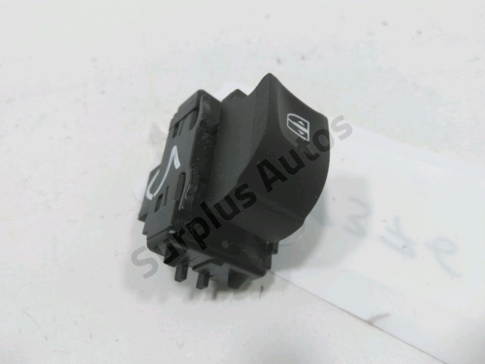 Commande lève-vitre avant droit