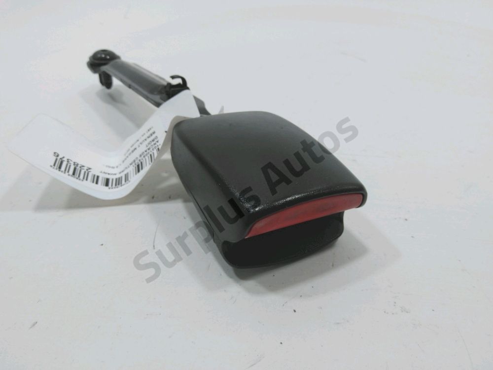 Ancrage ceinture avant droit