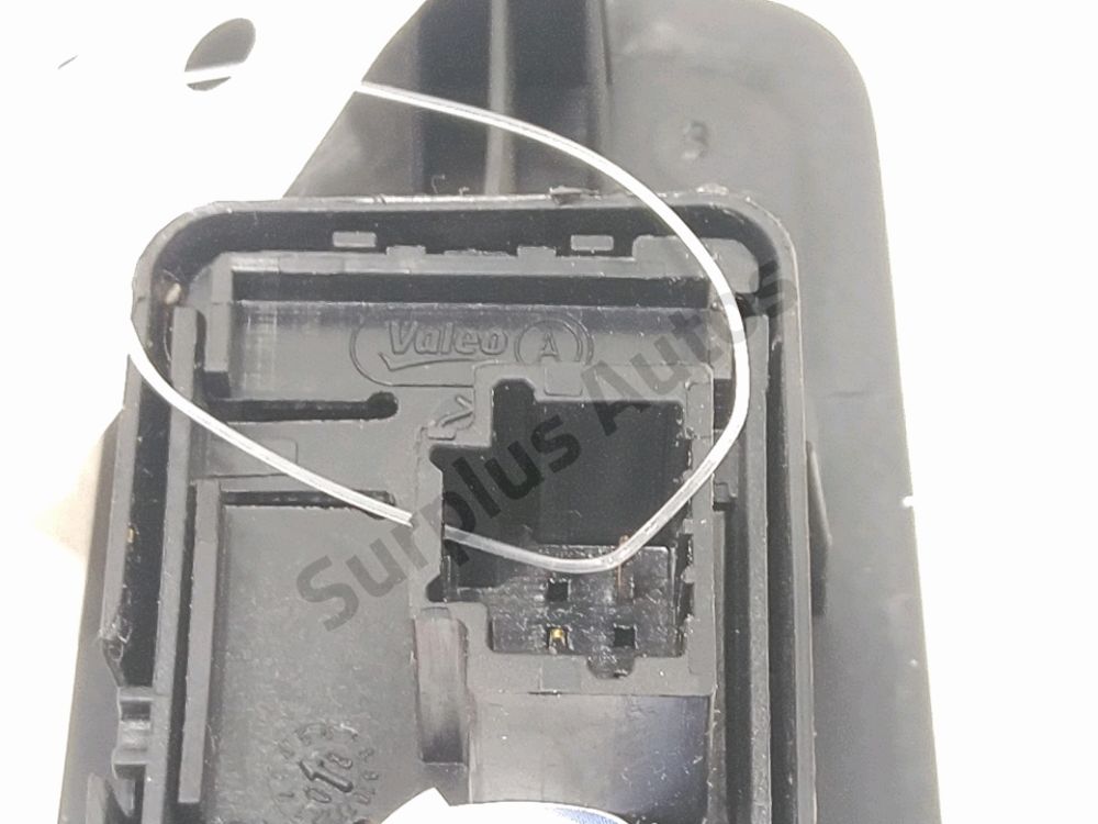 Commande lève-vitre arrière gauche