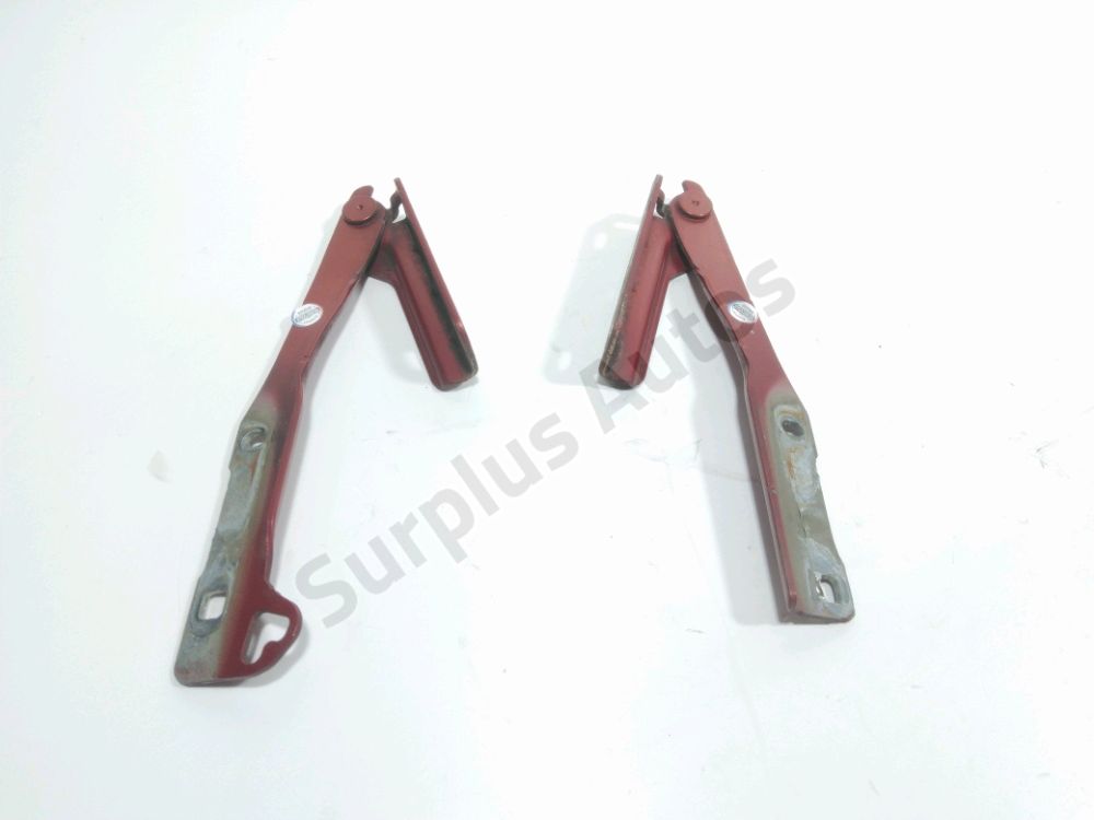 Jeu de charnières de capot