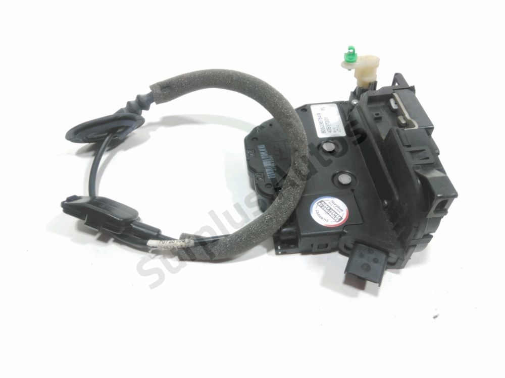 Serrure de porte avant gauche