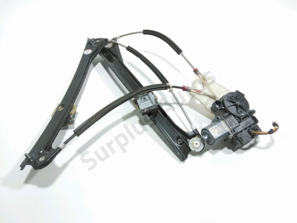 Lève-vitre électrique avant droit